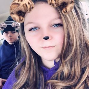 Meet your Posher, Alexia